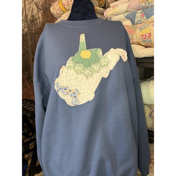 West Virginia State Outline Vintage Quilt Sweatshirt WV State Homemade - Picture 2 of 3